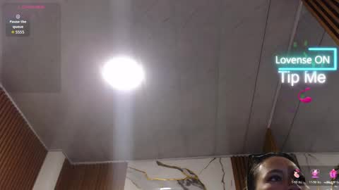 Snapshot of alonddra_tay chatting on 05-30-26, 11:29 alonddra_tay online show from 05-30-26, 11:29