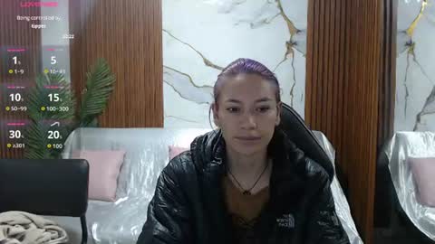Snapshot of alonddra_tay chatting on 07-09-26, 11:36 alonddra_tay online show from 07-09-26, 11:36
