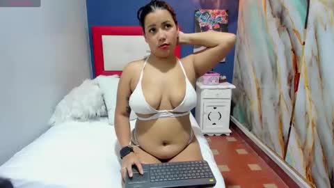 alondra_tits online show from 11-22-25, 12:26