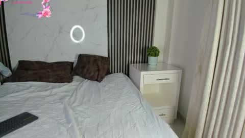 ALONDRA CUTE online show from 04-26-26, 04:43
