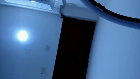 Snapshot of alondrasoomer chatting on 06-09-26, 04:35 ALONDRA CUTE online show from 06-09-26, 04:35
