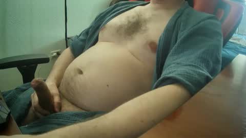 Snapshot of alonzomanly chatting on 04-28-26, 07:35 alonzomanly online show from 04-28-26, 07:35