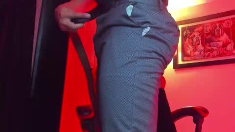 alpha_dominus_ online show from 12-14-25, 04:29