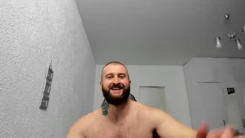 Snapshot of alpha_musclegod chatting on 07-08-26, 03:27 MuscleGod online show from 07-08-26, 03:27