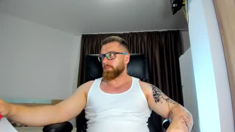 Snapshot of alphaalexxx chatting on 06-15-26, 05:04 Alphaalexxx Lets reach Me 100 thumbs up online show from 06-15-26, 05:04