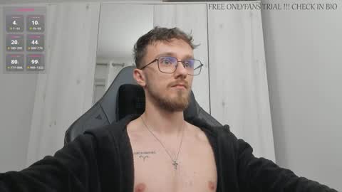 Snapshot of alphaboyfun chatting on 01-04-25, 03:29 Andi online show from 01-04-25, 03:29