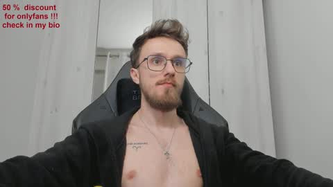 Snapshot of alphaboyfun chatting on 01-26-25, 02:56 Andi online show from 01-26-25, 02:56