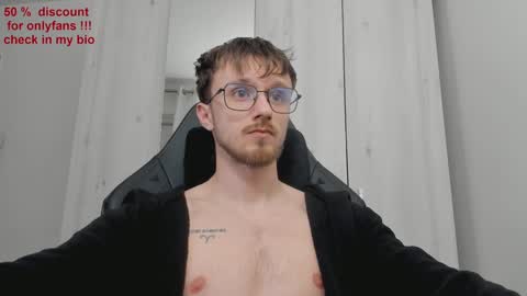 Snapshot of alphaboyfun chatting on 02-04-25, 02:17 Andi online show from 02-04-25, 02:17