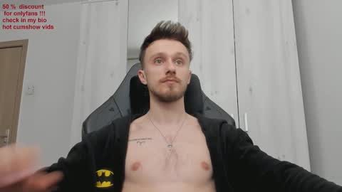 Snapshot of alphaboyfun chatting on 02-18-25, 02:27 Andi online show from 02-18-25, 02:27