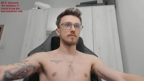 Snapshot of alphaboyfun chatting on 02-21-25, 02:06 Andi online show from 02-21-25, 02:06