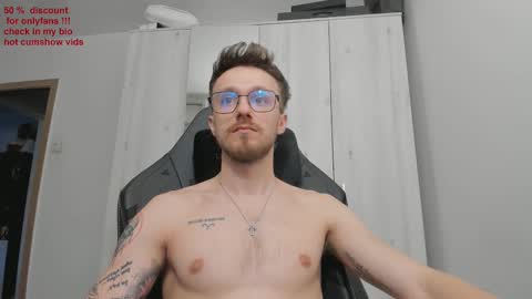 Snapshot of alphaboyfun chatting on 02-21-25, 05:13 Andi online show from 02-21-25, 05:13