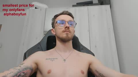 Snapshot of alphaboyfun chatting on 03-12-25, 05:17 Andi online show from 03-12-25, 05:17