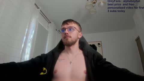 Snapshot of alphaboyfun chatting on 09-18-25, 08:16 Andi online show from 09-18-25, 08:16