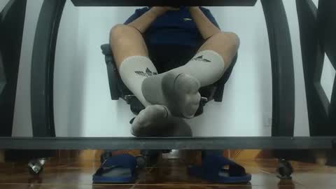 Snapshot of alphacashmaster8 chatting on 03-10-26, 09:09 MASTER FINDOM DRAIN... online show from 03-10-26, 09:09