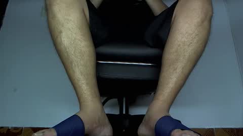 Snapshot of alphacashmaster8 chatting on 03-31-26, 04:40 MASTER FINDOM DRAIN... online show from 03-31-26, 04:40