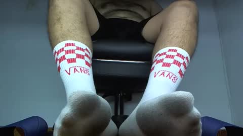 Snapshot of alphacashmaster8 chatting on 04-08-26, 10:15 MASTER FINDOM DRAIN... online show from 04-08-26, 10:15