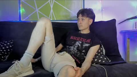 Snapshot of alphadioniso chatting on 02-27-26, 07:36 Dioniso online show from 02-27-26, 07:36