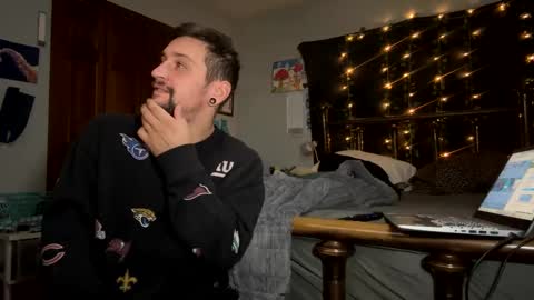 alphadomcole online show from 11-17-25, 08:09