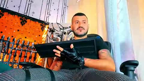 alphadrip online show from 10-30-25, 12:28