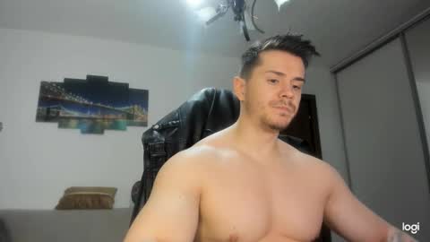 Snapshot of alphagodleatherking92 chatting on 12-07-24, 06:54 LeatherMaster online show from 12-07-24, 06:54