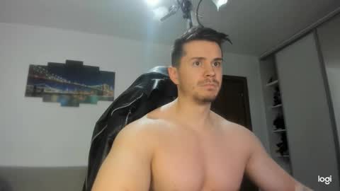 Snapshot of alphagodleatherking92 chatting on 12-08-24, 01:14 LeatherMaster online show from 12-08-24, 01:14