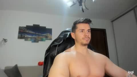 Snapshot of alphagodleatherking92 chatting on 12-10-24, 09:44 LeatherMaster online show from 12-10-24, 09:44