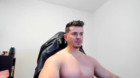 Snapshot of alphagodleatherking92 chatting on 01-13-25, 10:14 LeatherMaster online show from 01-13-25, 10:14