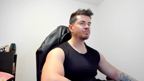 Snapshot of alphagodleatherking92 chatting on 01-21-25, 08:19 LeatherMaster online show from 01-21-25, 08:19