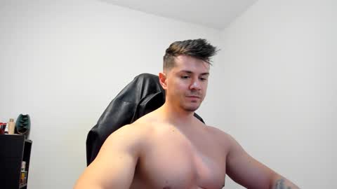 Snapshot of alphagodleatherking92 chatting on 01-26-25, 07:53 LeatherMaster online show from 01-26-25, 07:53