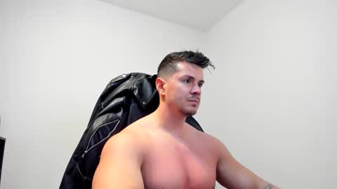 Snapshot of alphagodleatherking92 chatting on 02-14-25, 07:59 LeatherMaster online show from 02-14-25, 07:59