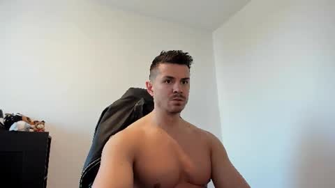 Snapshot of alphagodleatherking92 chatting on 07-23-26, 07:28 LeatherMaster online show from 07-23-26, 07:28