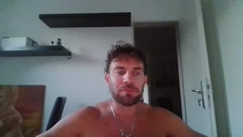 Snapshot of alphah_hunk chatting on 09-17-25, 05:25 alphah_hunk online show from 09-17-25, 05:25