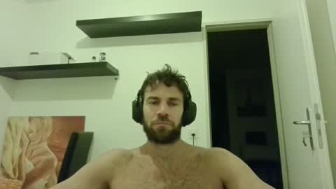 Snapshot of alphah_hunk chatting on 10-12-25, 07:46 alphah_hunk online show from 10-12-25, 07:46