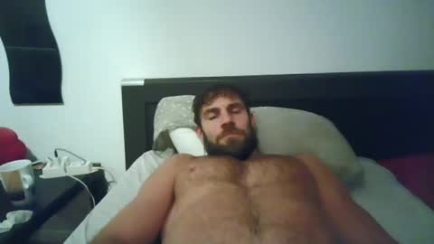 Snapshot of alphah_hunk chatting on 10-15-25, 08:42 alphah_hunk online show from 10-15-25, 08:42