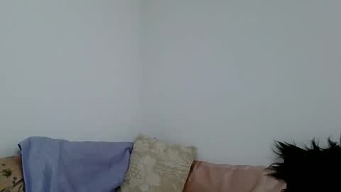 Snapshot of alphajacks1996 chatting on 06-10-26, 06:51 AlphaJacks online show from 06-10-26, 06:51