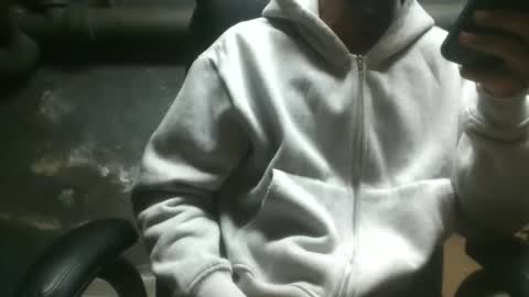 Snapshot of alphamvf chatting on 01-15-26, 07:50 alphamvf online show from 01-15-26, 07:50