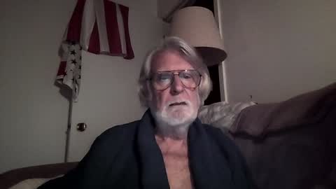 Snapshot of alphauniform chatting on 12-08-24, 01:25 AlphaUniform online show from 12-08-24, 01:25