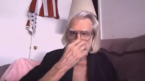 Snapshot of alphauniform chatting on 02-03-26, 07:08 AlphaUniform online show from 02-03-26, 07:08