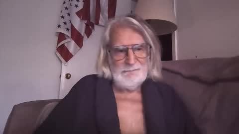 Snapshot of alphauniform chatting on 02-21-26, 05:47 AlphaUniform online show from 02-21-26, 05:47