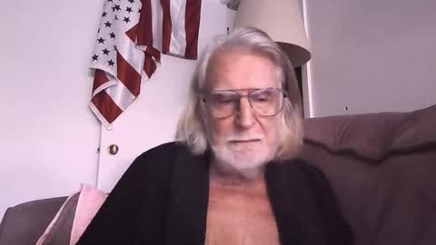 Snapshot of alphauniform chatting on 02-23-26, 04:15 AlphaUniform online show from 02-23-26, 04:15