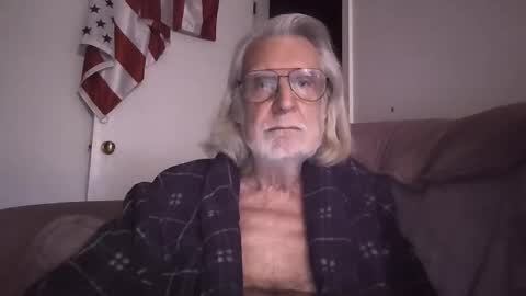 AlphaUniform online show from 03-23-26, 01:48