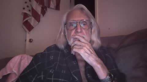 AlphaUniform online show from 04-08-26, 02:55