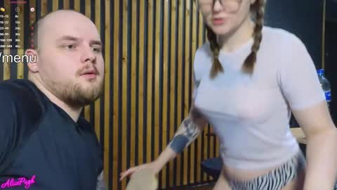 Snapshot of alpugh chatting on 03-08-25, 08:57 Woland Alice Pugh online show from 03-08-25, 08:57