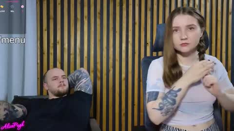 Snapshot of alpugh chatting on 03-09-25, 08:42 Woland Alice Pugh online show from 03-09-25, 08:42