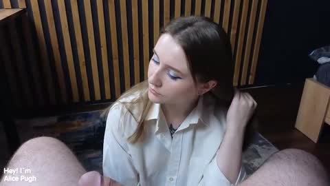 Snapshot of alpugh chatting on 09-25-25, 06:44 Woland Alice Pugh online show from 09-25-25, 06:44