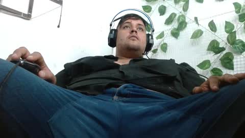 Jhosep online show from 11-08-25, 01:33