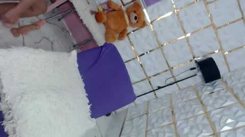 Chloe- DONT FORGET TO FOLLOW MElets getting to know each other and make some love and fun online show from 06-14-26, 03:36