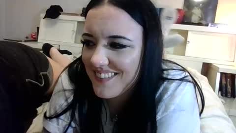 Snapshot of altraven chatting on 06-05-26, 03:13 altraven online show from 06-05-26, 03:13