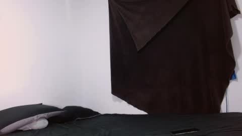 Snapshot of alucard_smith_ chatting on 05-05-26, 04:59 Smith and lucy online show from 05-05-26, 04:59