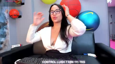 Snapshot of aluna_2_brown chatting on 05-28-26, 04:48 ALUNA online show from 05-28-26, 04:48